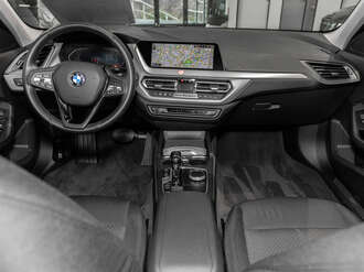 BMW 118i (Bild 1/2)