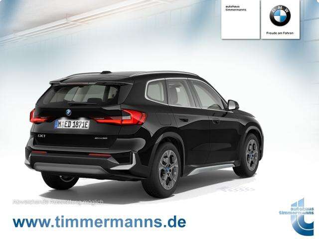 BMW iX1 xDrive30 (Bild 3/10)