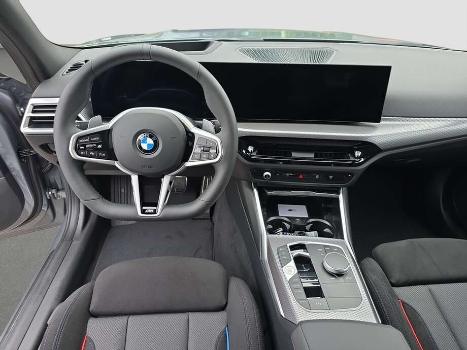 BMW 320d (Bild 5/19)