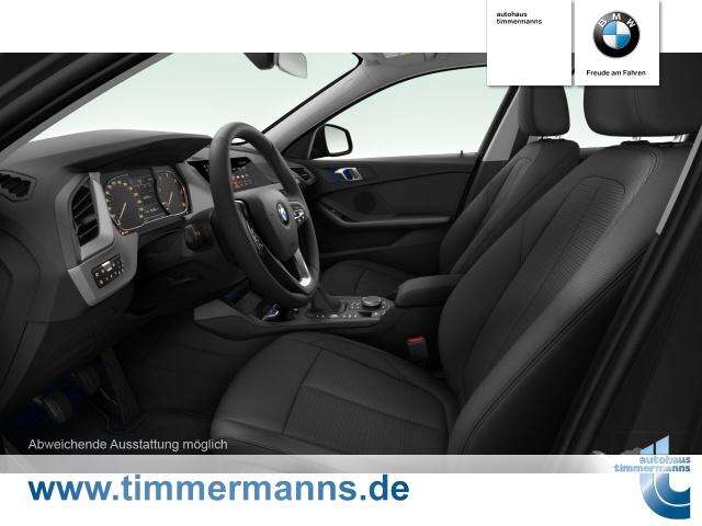 BMW 116d (Bild 9/15)