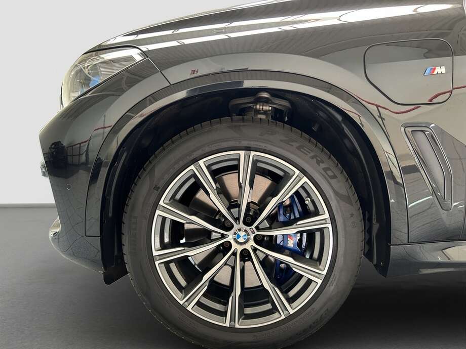 BMW X5 (Bild 15/16)