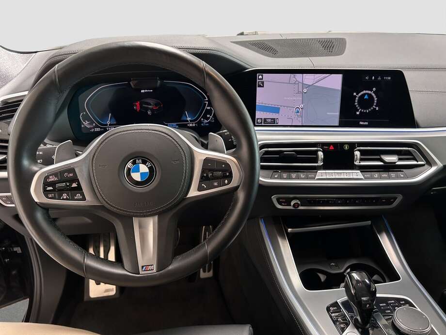 BMW X5 (Bild 4/16)