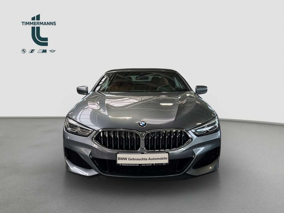 BMW M850i xDrive Cabrio (Bild 21/23)