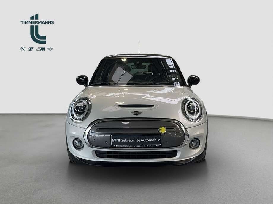 MINI Cooper SE (Bild 21/22)