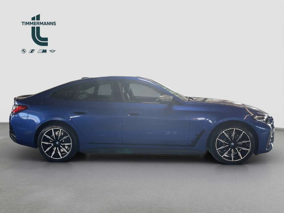 BMW i4 (Bild 15/18)