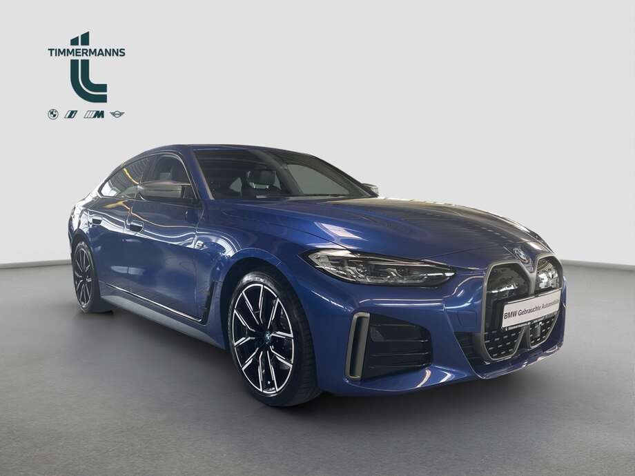 BMW i4 (Bild 16/18)