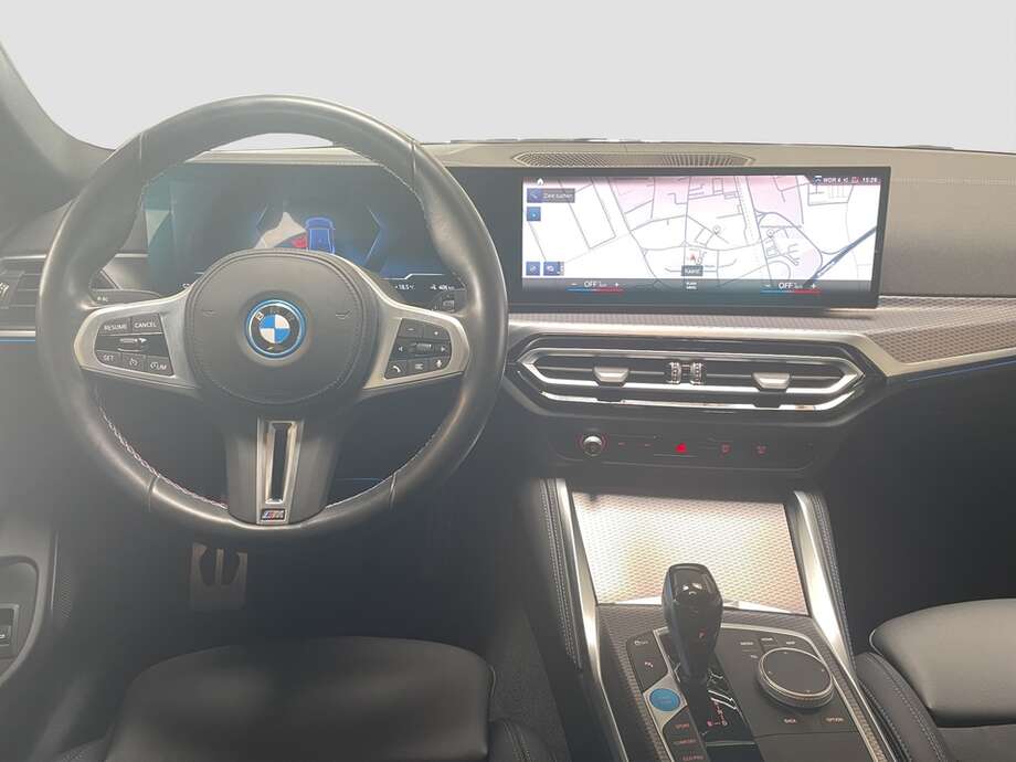 BMW i4 (Bild 4/18)