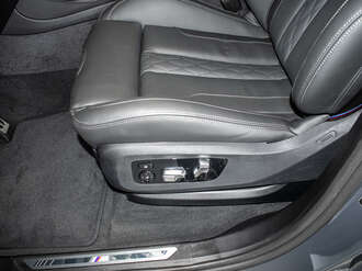 BMW X5 (Bild 3/17)