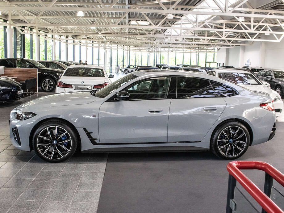 BMW i4 (Bild 17/22)