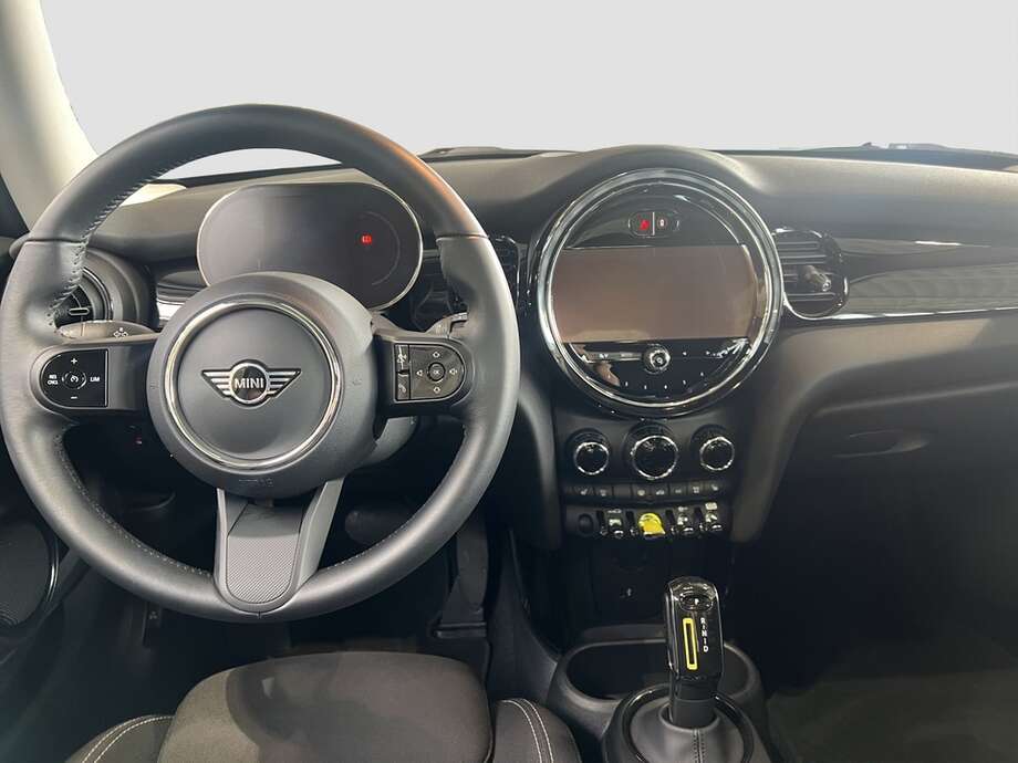 MINI Cooper SE (Bild 4/23)