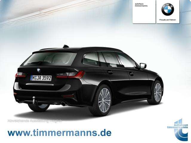 BMW 318d (Bild 12/19)