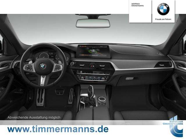 BMW 530d xDrive (Bild 22/23)