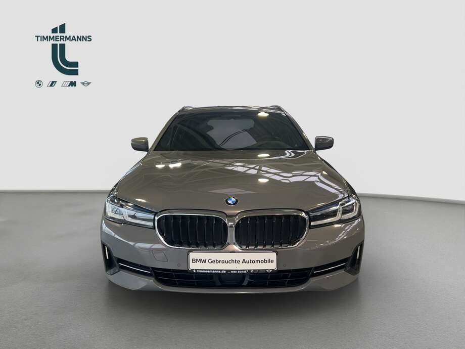 BMW 530d xDrive (Bild 23/24)