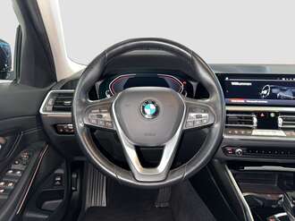 BMW 318d (Bild 3/19)