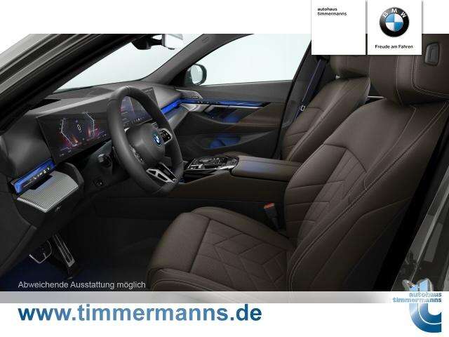 BMW i5 eDrive40 Touring (Bild 3/5)