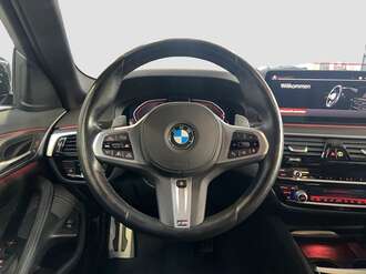 BMW 530d xDrive (Bild 3/23)