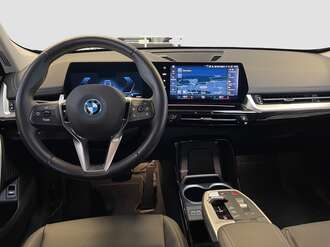 BMW iX1 xDrive30 (Bild 3/15)