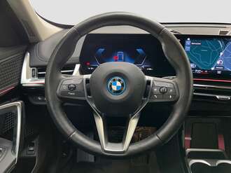 BMW iX1 xDrive30 (Bild 2/16)