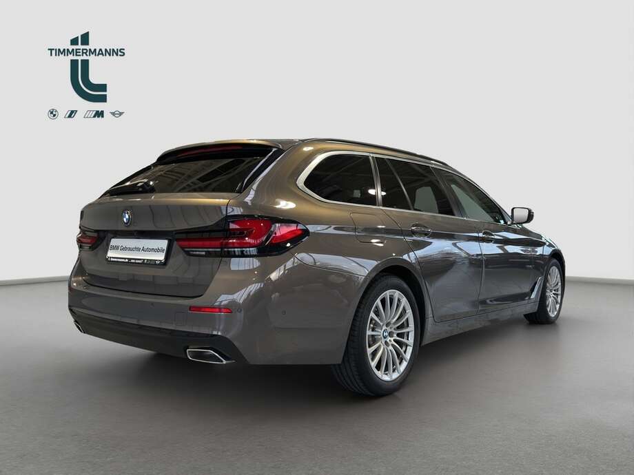 BMW 540i xDrive (Bild 17/21)