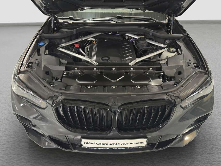 BMW X5 (Bild 17/24)