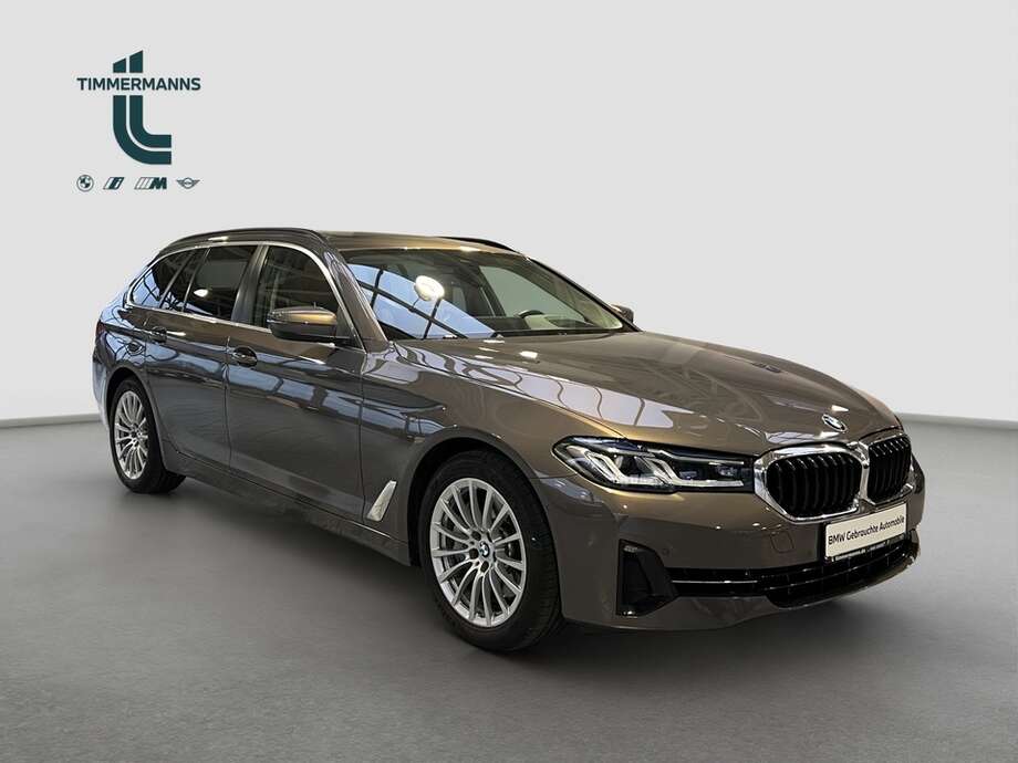 BMW 540i xDrive (Bild 11/13)