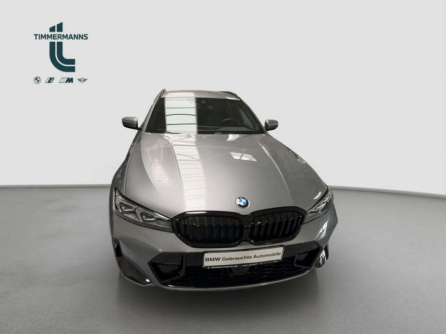 BMW 320d (Bild 14/16)