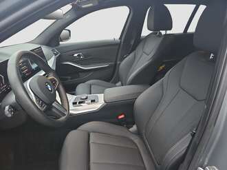 BMW 320d (Bild 2/19)