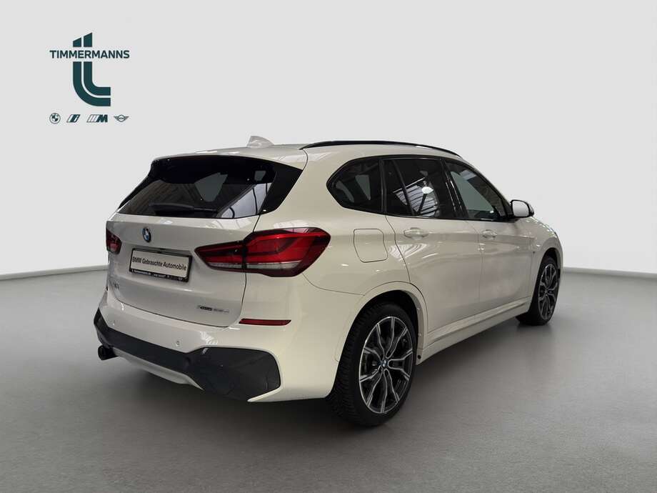 BMW X1 (Bild 13/17)