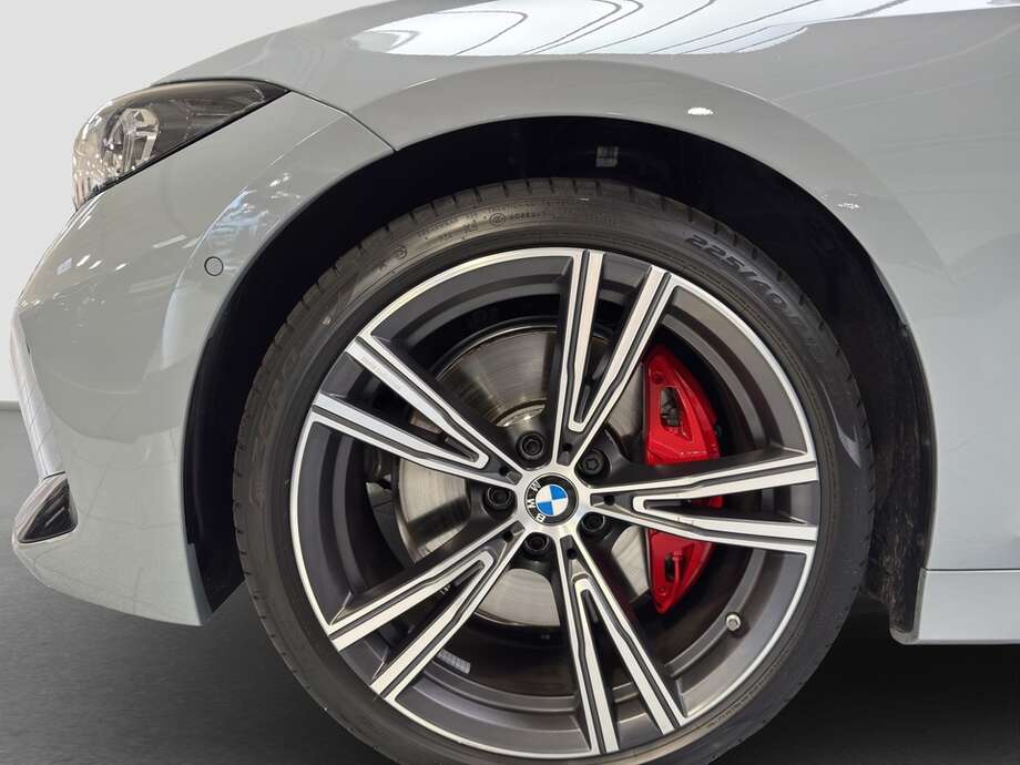 BMW M340d xDrive Touring Auto (Bild 16/18)