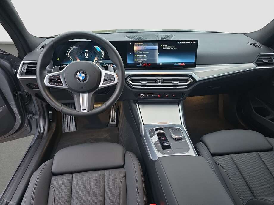 BMW 320d (Bild 5/19)