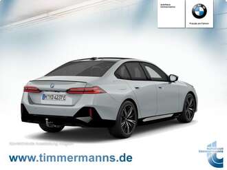 BMW i5 M60 xDrive Limousine (Bild 2/5)