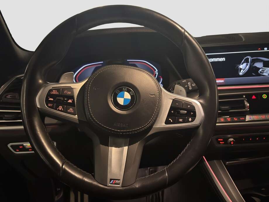 BMW X5 (Bild 4/15)