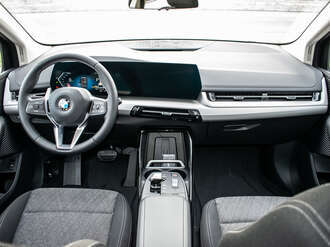 BMW 218 Active Tourer (Bild 3/15)