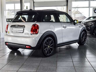 MINI Cooper SE (Bild 2/2)