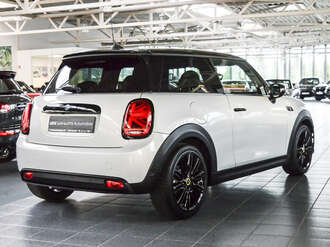 MINI Cooper SE (Bild 2/2)