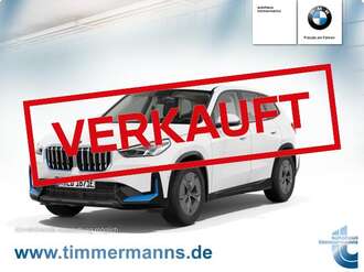 BMW iX1 xDrive30 (Bild 1/2)