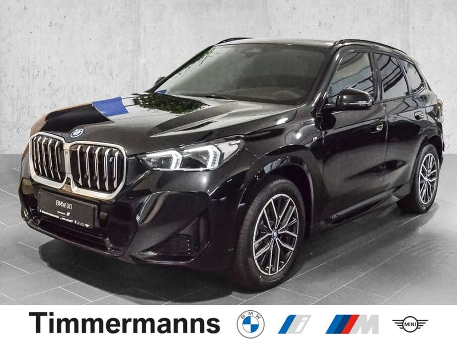 BMW iX1 xDrive30 (Bild 1/2)