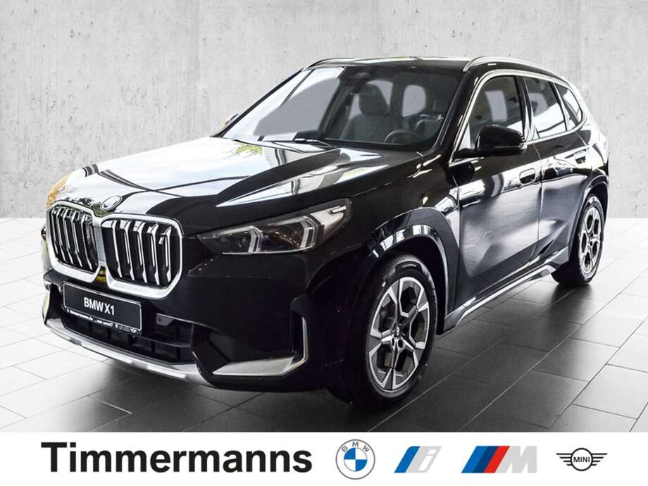 BMW iX1 xDrive30 (Bild 1/2)