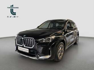 BMW iX1 xDrive30 (Bild 1/15)