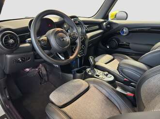 MINI Cooper SE (Bild 2/2)