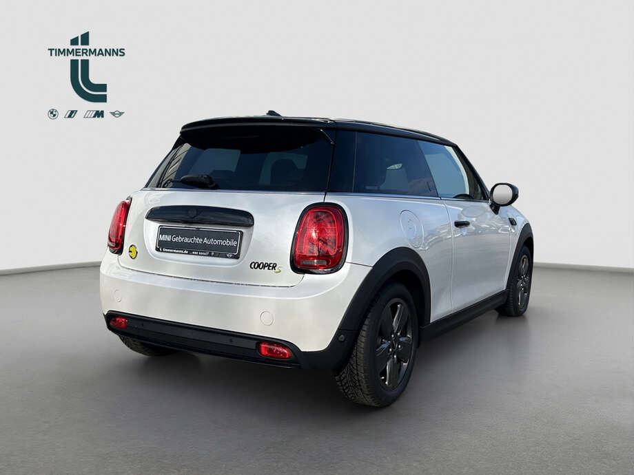 MINI Cooper SE (Bild 11/15)