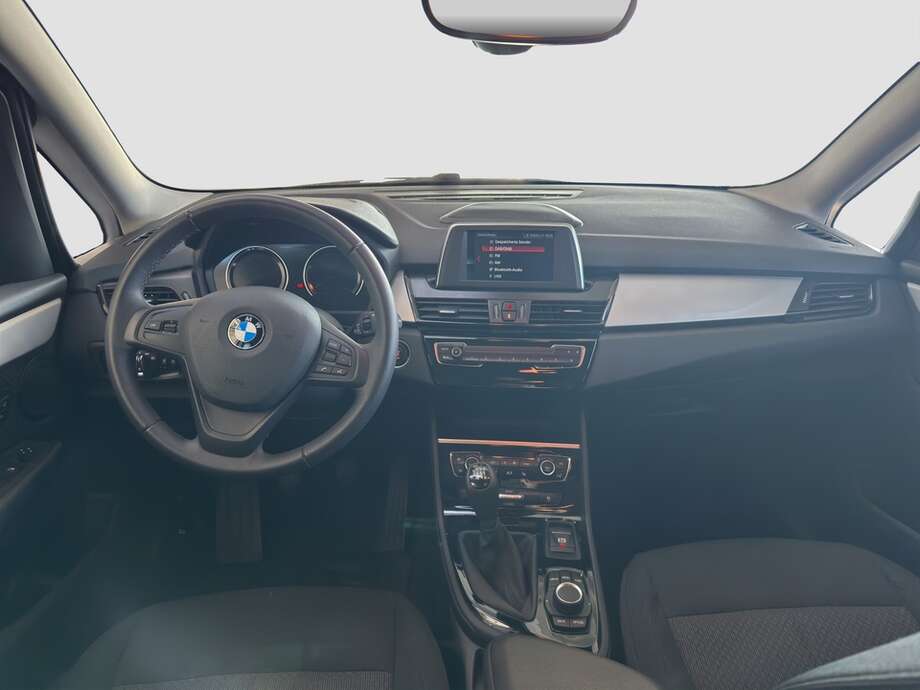 BMW 216 Gran Tourer (Bild 5/19)