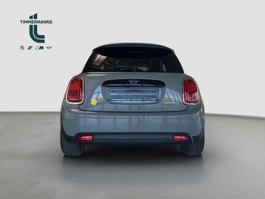 MINI Cooper SE (Bild 16/21)