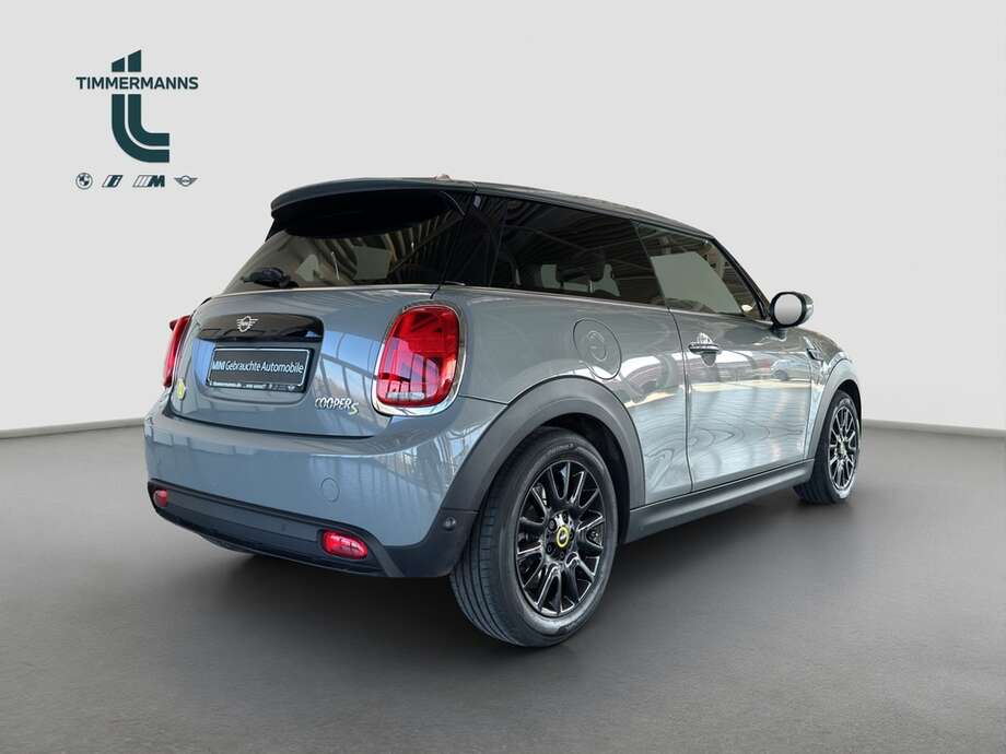 MINI Cooper SE (Bild 17/21)