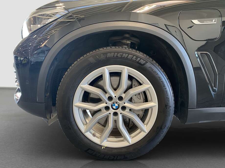 BMW X5 (Bild 25/25)