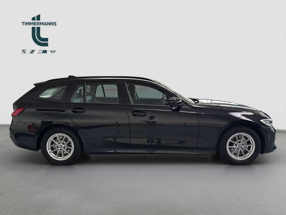 BMW 320d (Bild 14/17)