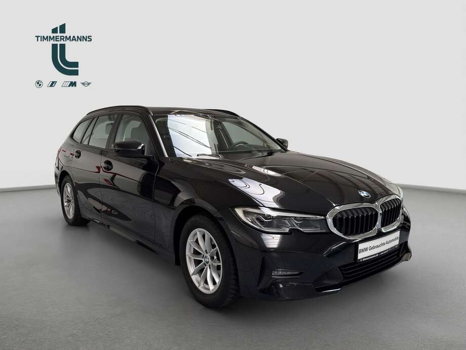 BMW 320d (Bild 15/17)