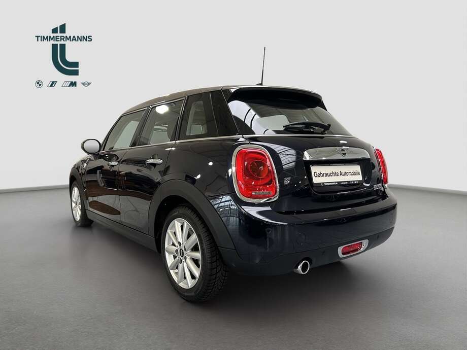 MINI Cooper (Bild 9/15)