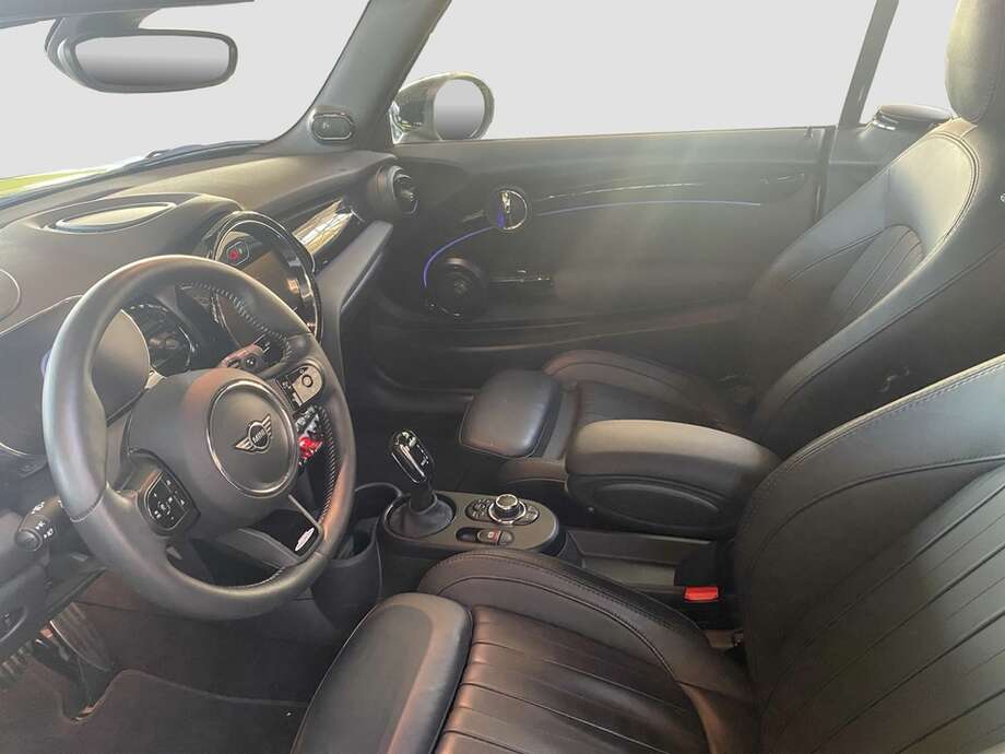 MINI John Cooper Works Cabrio (Bild 2/22)