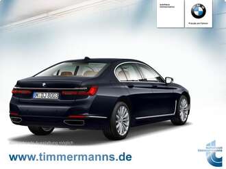 BMW 750i xDrive (Bild 2/2)